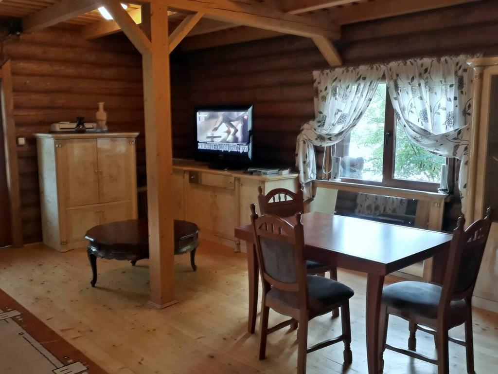 Rancho 555 Guest House Uzhhorod Exterior photo
